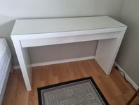 Malm sminkbord/skrivbord