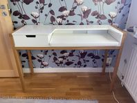 Skrivbord