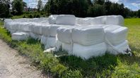 Hösilage plastade småbalar
