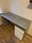 Skrivbord