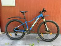 Trek Marlin 6 27.5” Storkek S