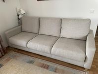 Bäddsoffa Deli Längsbädd tyg med extra bäddmadrass 