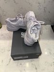 new balance 38,5 