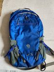 Mountain Hardwear blå tunn skid ryggsäck