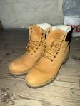 timberland fodrade kängor storlek 42