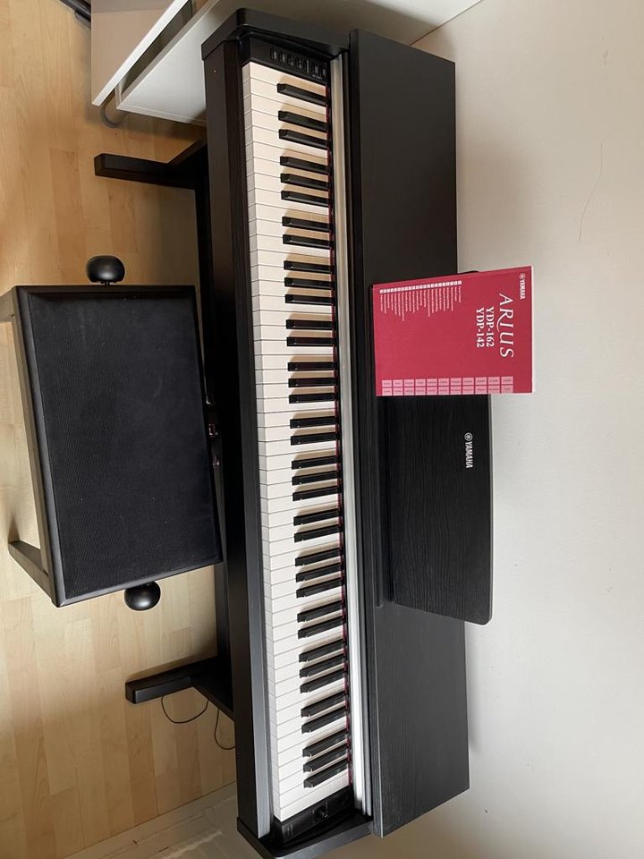 Elpiano Yamaha Arius YDP-142 ...