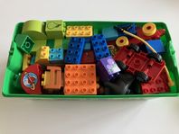 Lego Duplo 129 bitar, klosslåda på köpet