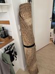 Snygg, rund sjögräsmatta för inom- och utomhus 