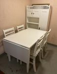 Bord med klaff och 4 stolar från Mio