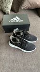 Nya Adidassneakers 