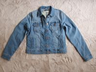 Jeansjacka från Only, storlek 40