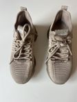 Steve Madden Sneakers
