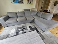 Stor soffa med schäslong
