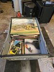 2 backar blandade vinylskivor
