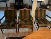  3 st charmiga vintagefåtöljer i sammet 
