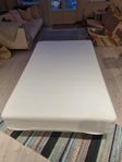 IKEA 120 cm säng inkl. bäddmadrass