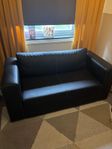 the mini sofa and the flowerpot 