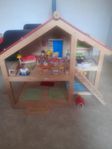 Dockhus med tillbehör