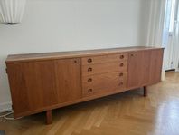 Sideboard i teak