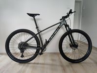 Trek X-Caliber 8 (2023) – MTB strl L