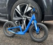 specialized hotwalk balanscykel