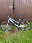 Oanvänd mountainbike säljes 