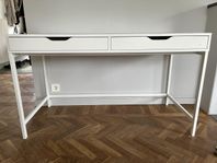 Ikea skrivbord