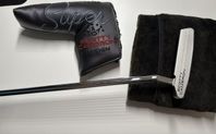 SCOTTY CAMERON SUPER SELECT NEWPORT 2.5+ VÄNSTER