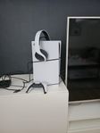 ps5 slim med hörlurar + 6 spel
