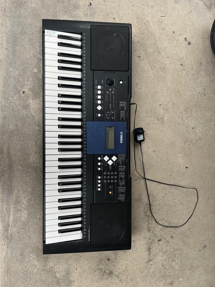 Yamaha PSR-330 Keyboard / Synt