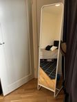 Spegel från IKEA – 149 cm