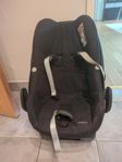 Maxi cosi pebble babyskydd + isofix bas