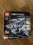 LEGO TECHNIC 42020