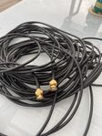 20 m. Koaxialkabel med SMA-kontakt