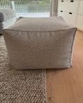 HAY Pouf Sittpuff, Krämfärgad 