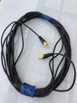 10 m. Koaxialkabel med RCA-kontakt