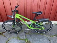 Crescent Jare 24”