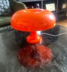 Orange bordslampa Oanvänt