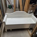 Träsoffa för barn