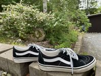 Vans sn akers