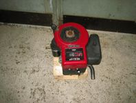 Briggs&Stratton 12,5hk IC motor till åkgräsklippare