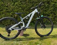 Canyon Neuron Young Hero  XS 2022