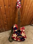 Blandade musikprylar - Ibanez Akustisk gitarr, bascase, etc.