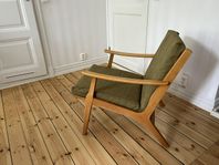 Retro fåtöljer i teak med omklädda dynor, superfina