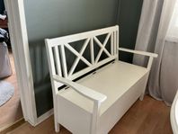 Vit liten kökssoffa chabby chic