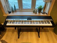 Yamaha CP5 Stage Piano inkl. stativ och case