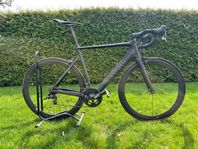 Canyon Aeroad CF Stealth Edition (2012) – kompromisslös