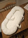 Liewood babynest vitt med svarta prickar