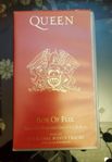 S-VHS Queen "Magic Years" , "Box of Flix" (dubbel s-vhs ) 