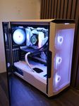 Svart/vit RTX 4060Ti, Intel, 32gb ram gaming dator